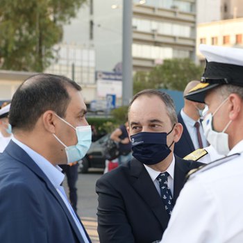 YNANΠ ΛΙΜΑΝΙ ΠΕΙΡΑΙΑ