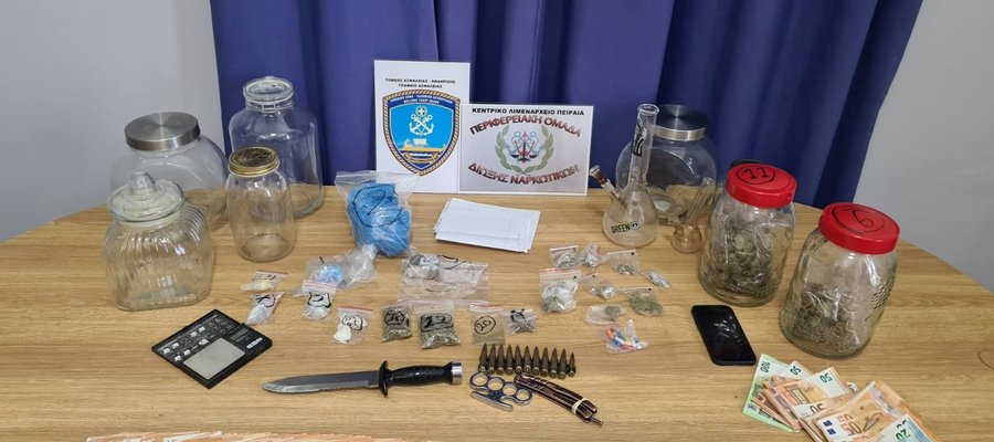 Σύλληψη δύο ημεδαπών και μίας ημεδαπής για ναρκωτικά και όπλα στο Ίλιον Αττικής