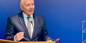 ΒΑΣΙΚΗ ΦΩΤΟ