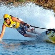 Κίνηση και κυκλοφορία θαλάσσιου μέσου αναψυχής τύπου POWER SURF XS