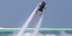 Καθορισμός όρων - προϋποθέσεων εκμίσθωσης εξοπλισμού θαλασσίων μοτοποδηλάτων για υδροπροωθούμενη ανύψωση με την εμπορική ονομασία x - jetpacks