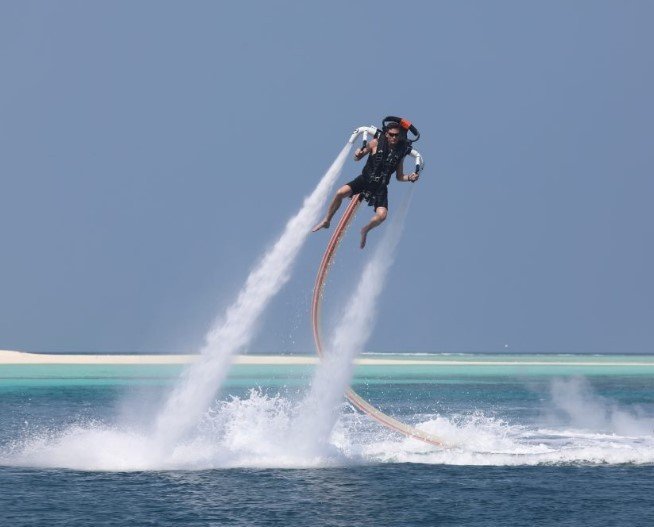 Καθορισμός όρων - προϋποθέσεων εκμίσθωσης εξοπλισμού θαλασσίων μοτοποδηλάτων για υδροπροωθούμενη ανύψωση με την εμπορική ονομασία x - jetpacks